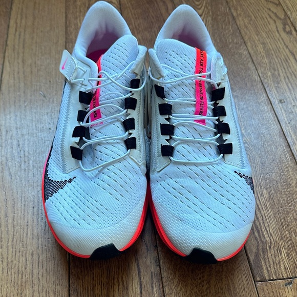 Nike Women's Air Zoom Pegasus 38 Shoes - White and Pink - Picture 7 of 8